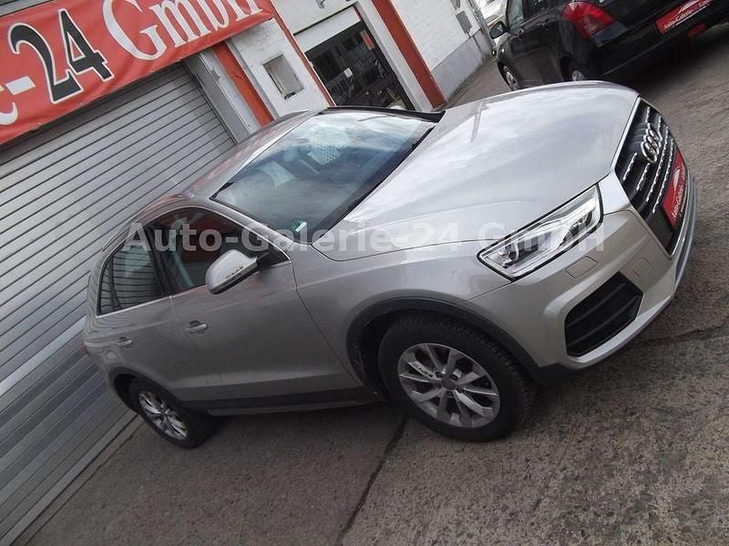 Silber Gebraucht 2015 Audi Q3 Design SUV | 17.990 € (Fairer Preis) - Bild 1/4