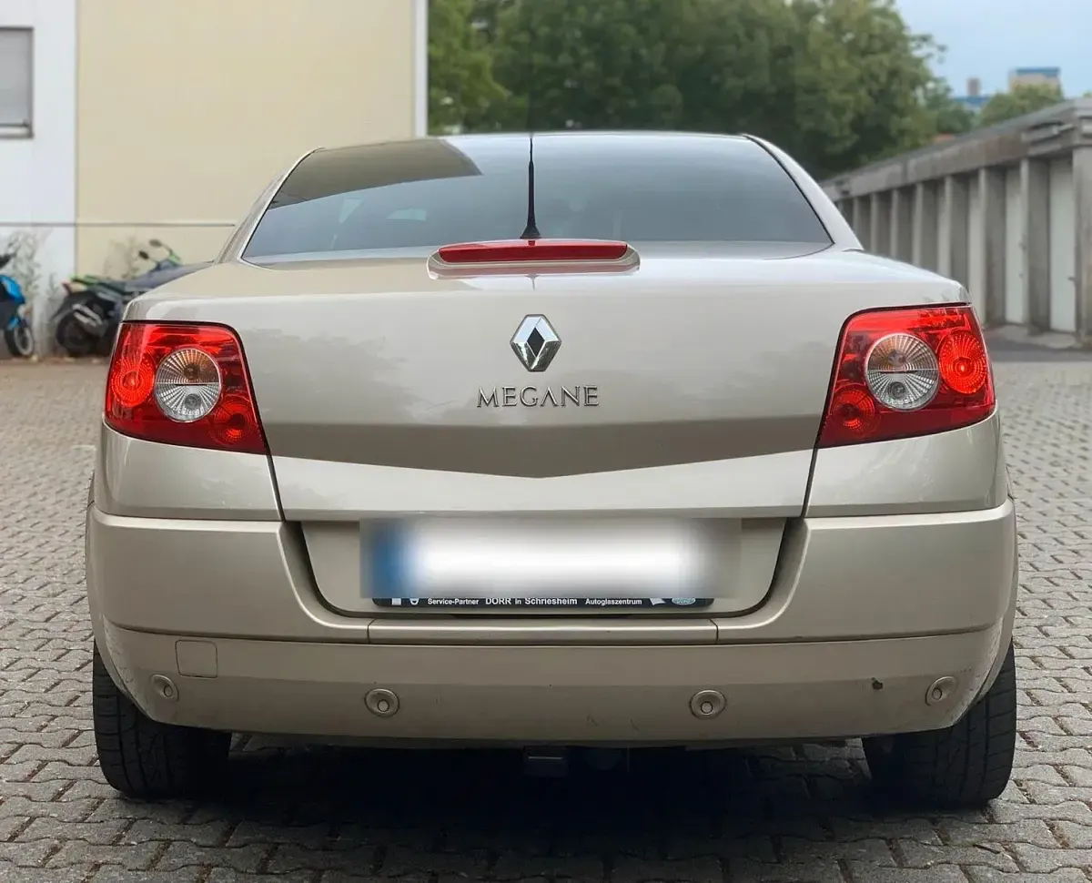Gebraucht Renault Mégane Cabriolet Avantage 111 PS (81 kW) 2008 Beige Cabrio