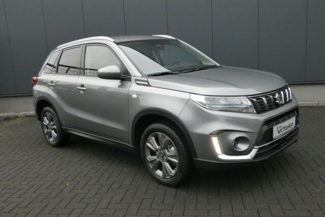 Gebraucht Suzuki Vitara 129 PS (94 kW) 2020 Schwarz metallic SUV