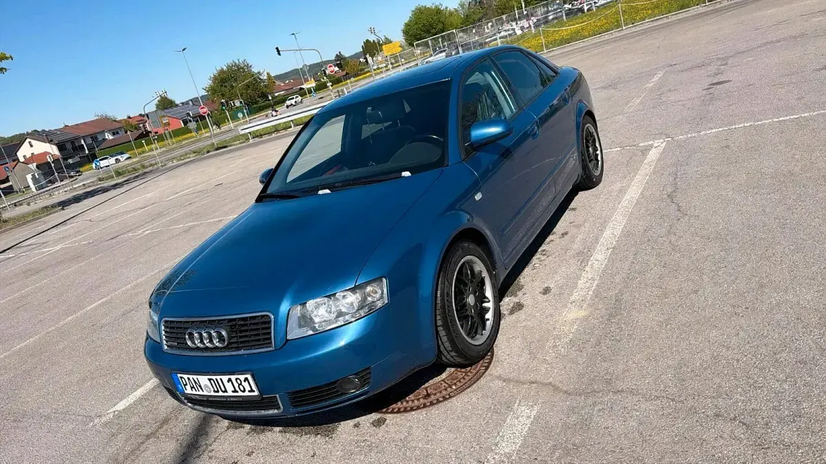 Gebraucht Audi A4 150 PS (110 kW) 2001 Blau Limousine