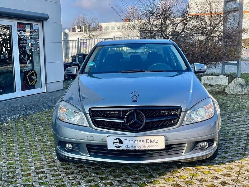 Gebraucht Mercedes C180 156 PS (114 kW) 2010 Palladiumsilber  metalliclack Limousine