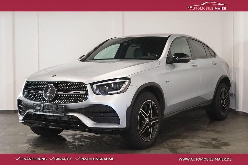 Gebraucht Mercedes GLC300e AMG line 306 PS (225 kW) 2021 Hightechsilber Coupé