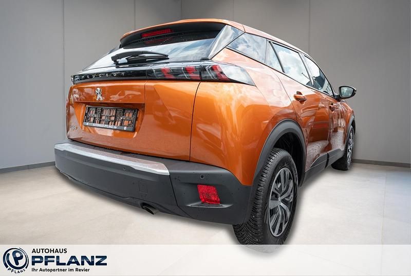 Gebraucht Peugeot 2008 Active 101 PS (74 kW) 2023 Orange SUV