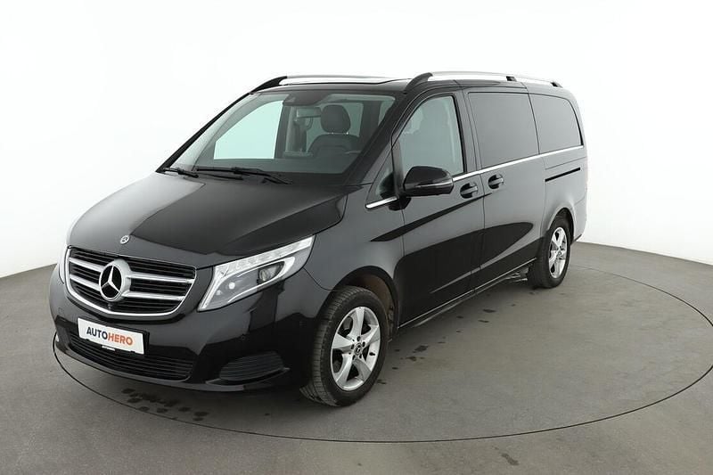Schwarz Gebraucht 2018 Mercedes V250 Avantgarde Edition Van / Kleinbus | 38.450 € (Superpreis) - Bild 1/3
