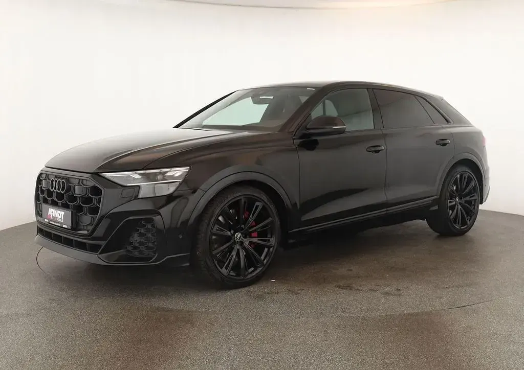 Gebraucht Audi SQ8 Ambiente 507 PS (372 kW) 2025 Mythosschwarz SUV