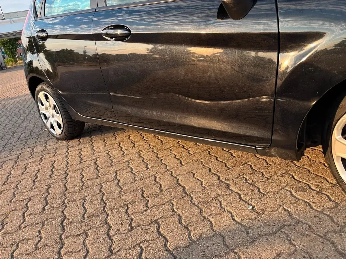 Gebraucht Ford Fiesta 68 PS (50 kW) 2009 Schwarz Kleinwagen