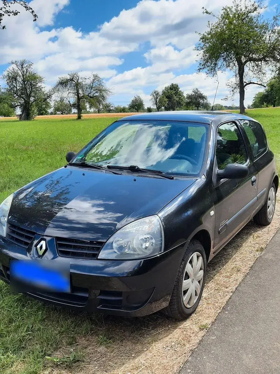 Gebraucht Renault Clio II Campus 58 PS (42 kW) 2007 Gold Limousine