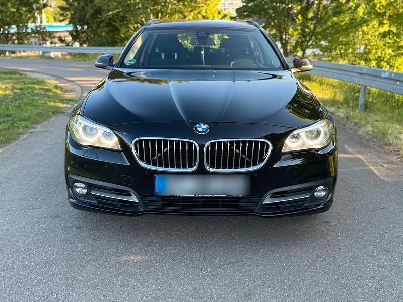 Gebraucht BMW 520 190 PS (139 kW) 2015 Schwarz Kombi