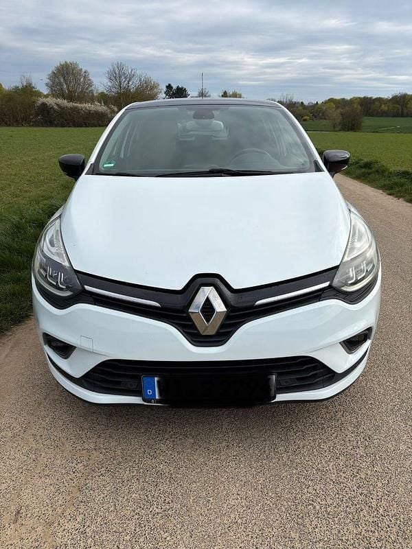 Gebraucht Renault Clio IV Bose Edition 90 PS (66 kW) 2017 Weiß Kleinwagen