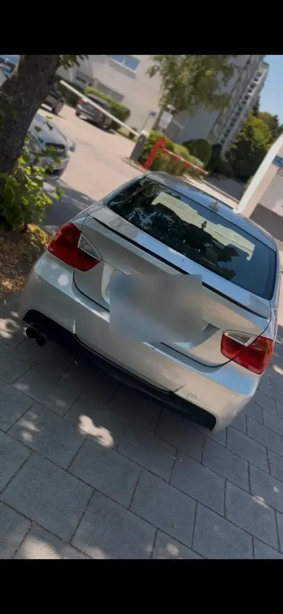 Gebraucht BMW 330 272 PS (200 kW) 2008 Silber Limousine