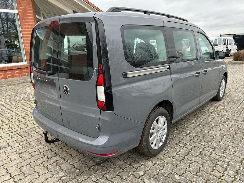 Neu VW Caddy Maxi Life 102 PS (75 kW) 2026 Pure grey Van / Kleinbus