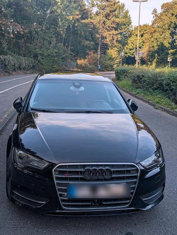 Schwarz Gebraucht 2014 Audi A3 S-Line Limousine | 11.890 € (Fairer Preis) - Bild 1/4