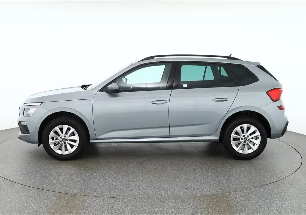 Neu Skoda Kamiq 116 PS (85 kW) 2026 Smokeydiamondsilbermet. SUV