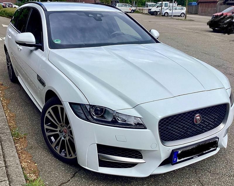 Weiß Gebraucht 2018 Jaguar XF Sportbrake Kombi | 17.900 € (Superpreis) - Bild 1/4
