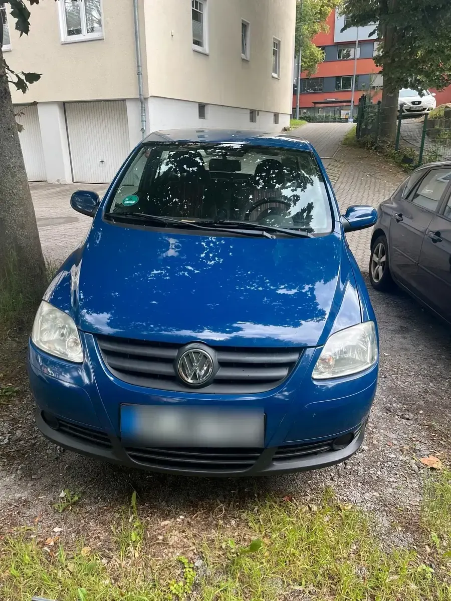 Gebraucht VW Fox 54 PS (39 kW) 2005 Blau Kleinwagen