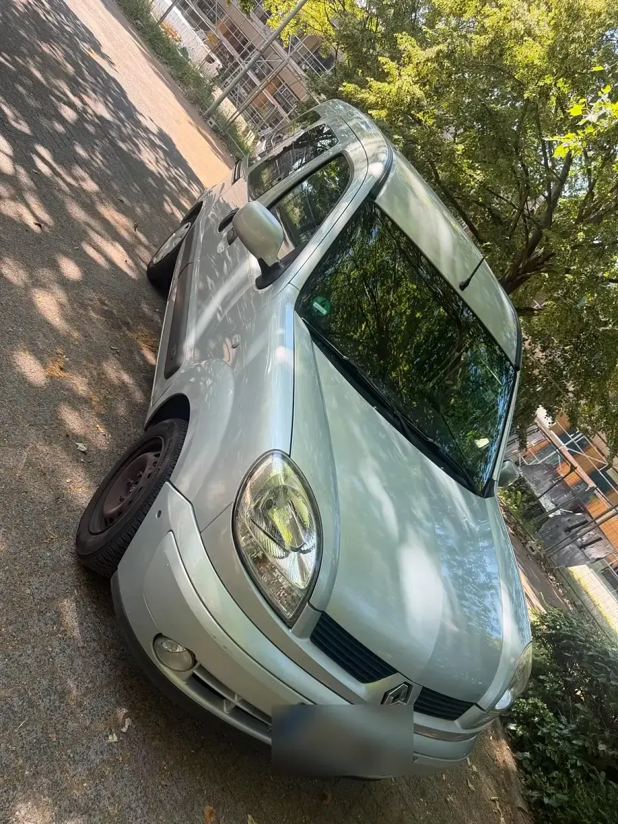 Gebraucht Renault Kangoo 75 PS (55 kW) 2005 Grau Van / Kleinbus