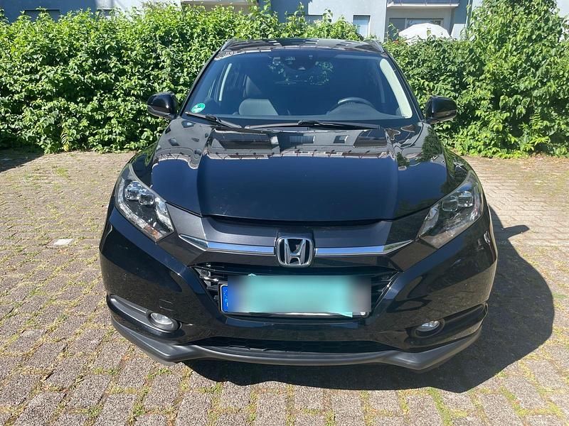 Schwarz Gebraucht 2018 Honda HR-V SUV | 17.200 € (Fairer Preis) - Bild 1/4