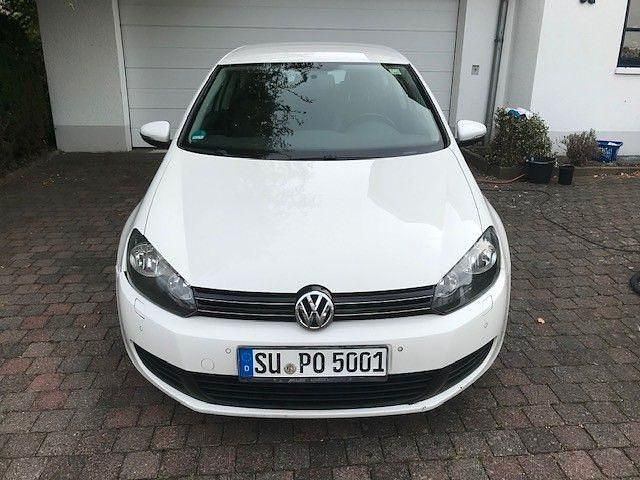 Weiß Gebraucht 2009 VW Golf VI Comfortline Limousine | 1.950 € (Superpreis) - Bild 1/4