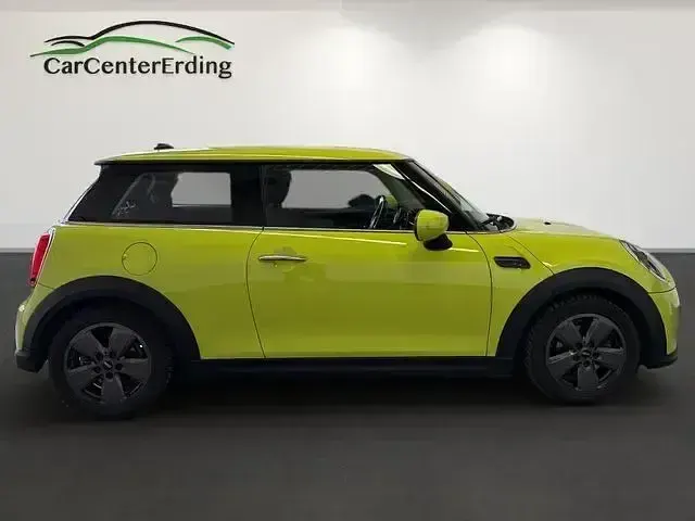 Usado Mini Cooper 136 CV (100 kW) 2023 Amarillo Utilitario