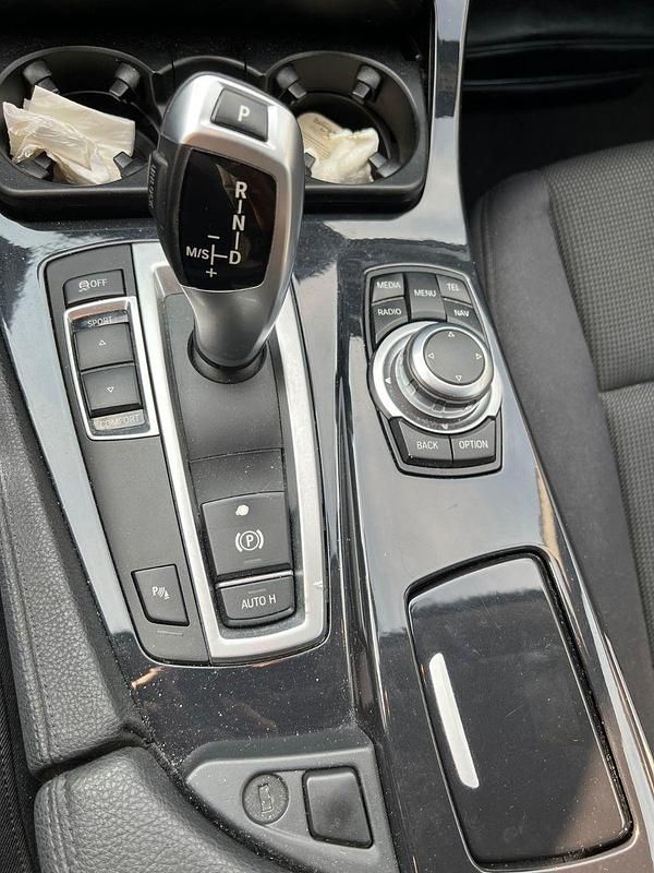 Gebraucht BMW 520 184 PS (135 kW) 2012 Grau Kombi