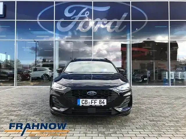 Gebraucht Ford Focus ST-Line X 155 PS (114 kW) 2025 Schwarz Kombi