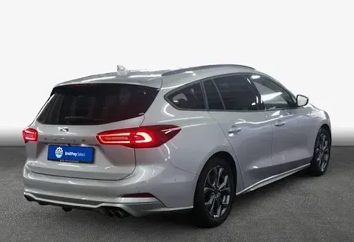 Gebraucht Ford Focus ST-Line X 155 PS (114 kW) 2025 Moondust silver (metallic) Kombi