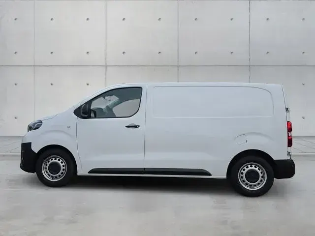 Gebraucht Toyota Proace 120 PS (88 kW) 2020 Weiß Van / Kleinbus