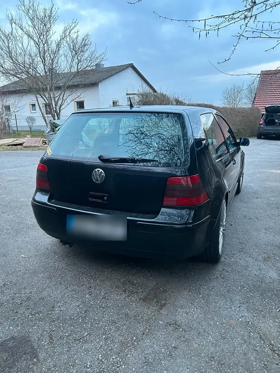 Gebraucht VW Golf IV GTI 110 PS (80 kW) 1998 Schwarz Kleinwagen