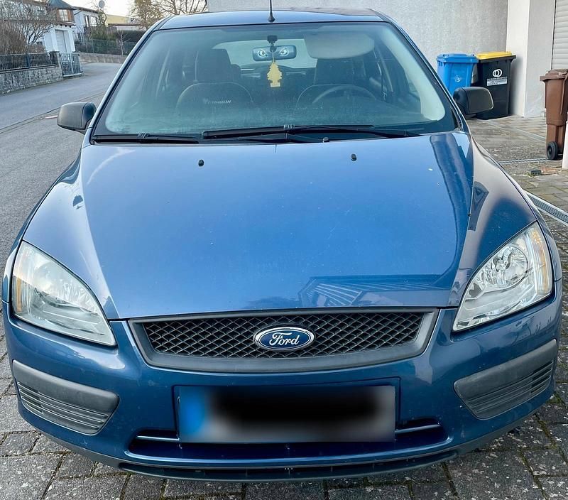 Gebraucht Ford Focus 108 PS (79 kW) 2006 Blau Limousine