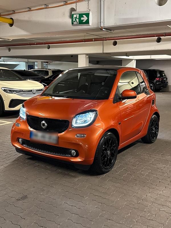 Orange Gebraucht 2018 Smart ForTwo Coupé Prime Kleinwagen | 13.490 € (Guter Preis) - Bild 1/4