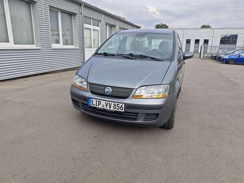 Gebraucht Fiat Idea 95 PS (69 kW) 2004 Grau Van / Kleinbus