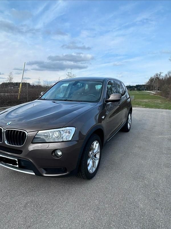 Gebraucht BMW X3 184 PS (135 kW) 2012 Braun SUV