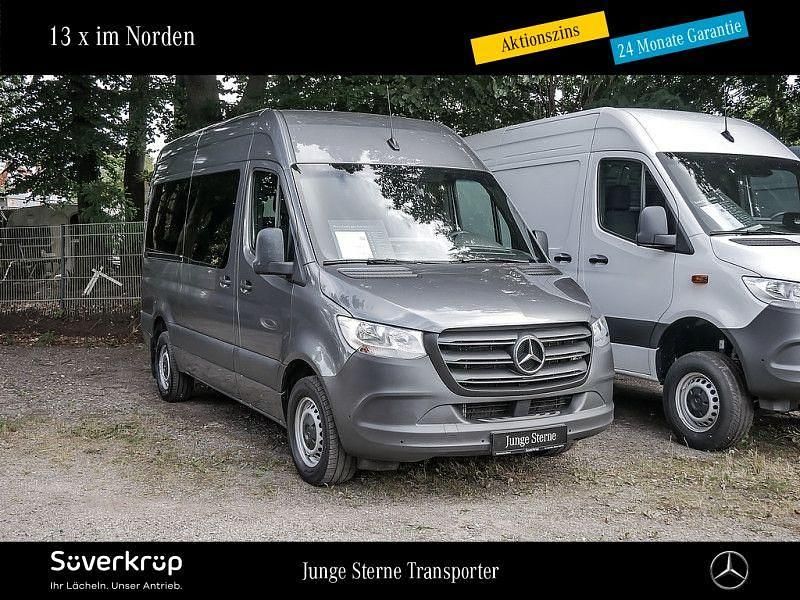 Gebraucht Mercedes Sprinter 170 PS (125 kW) 2023 Grau Van
