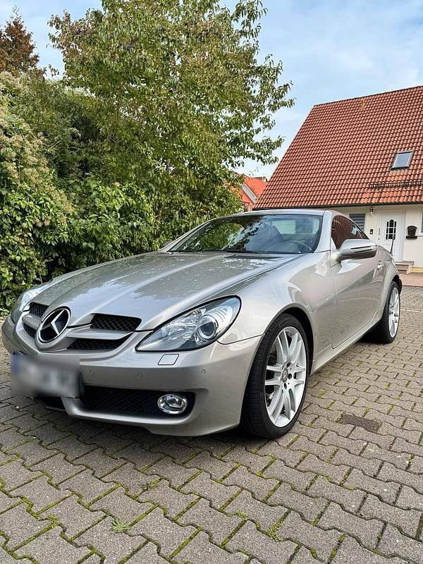 Grau Gebraucht 2009 Mercedes SLK280 Cabrio | 13.900 € (Teuer) - Bild 1/4