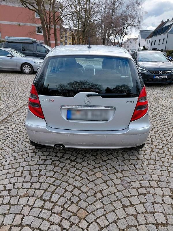 Gebraucht Mercedes A180 Avantgarde 108 PS (79 kW) 2007 Silber Kleinwagen