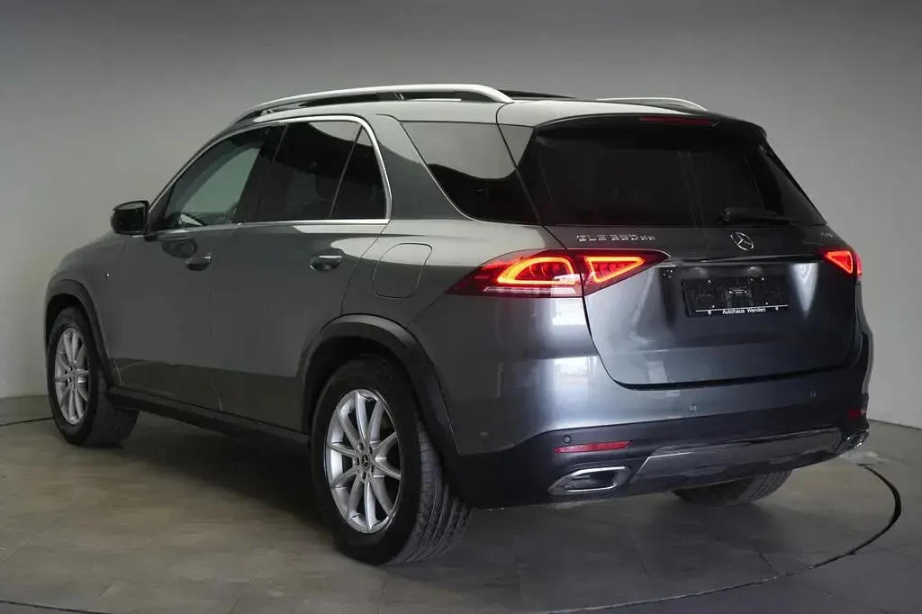 Gebraucht Mercedes GLE350 Exclusive 306 PS (225 kW) 2021 Grau SUV