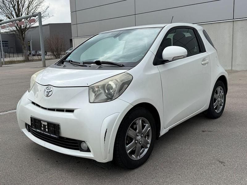 Gebraucht Toyota iQ Plus 90 PS (66 kW) 2009 Weiß Kleinwagen