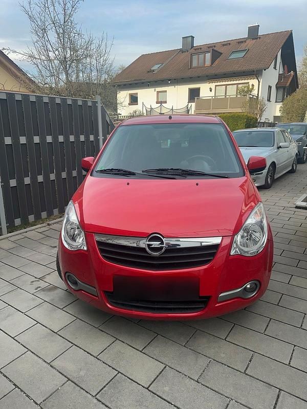 Gebraucht Opel Agila 86 PS (63 kW) 2010 Rot Kleinwagen