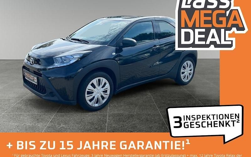 Gebraucht Toyota Aygo X Play 72 PS (52 kW) 2023 Schwarz SUV