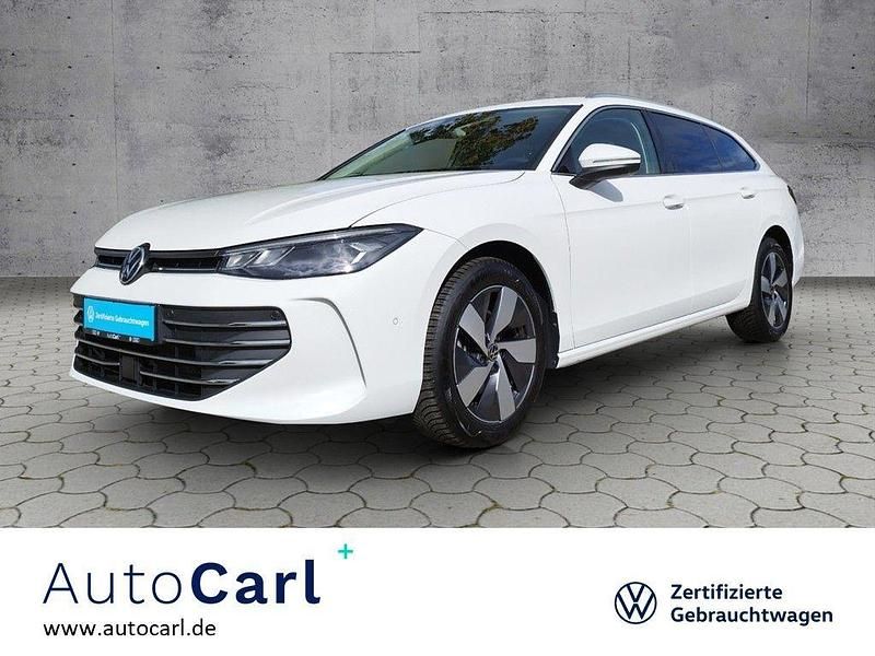 Pure white Gebraucht 2024 VW Passat IQ Drive Kombi | 32.980 € (Fairer Preis) - Bild 1/4