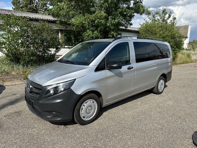 Silber Gebraucht 2016 Mercedes Vito Van / Kleinbus | 13.500 € (Guter Preis) - Bild 1/4