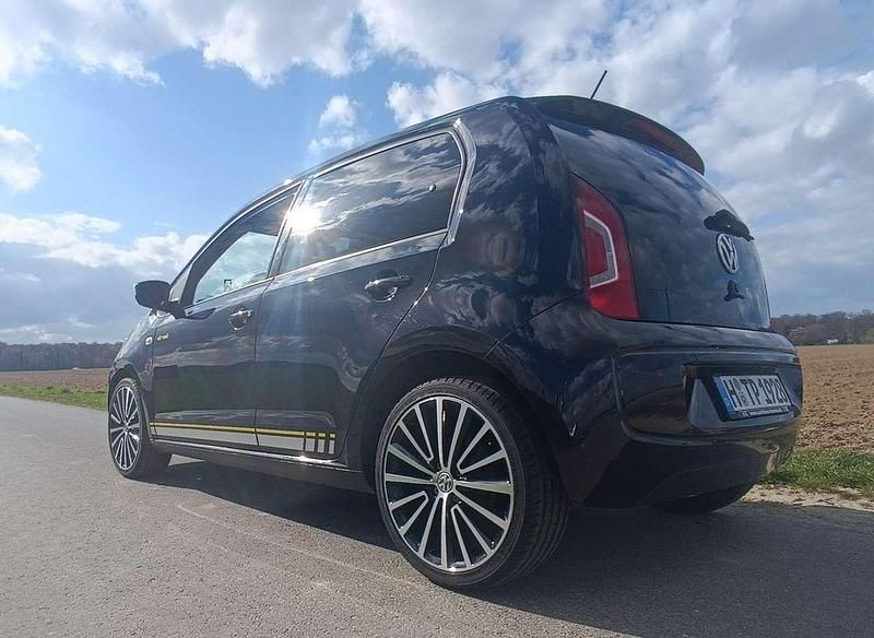 Gebraucht VW up! 75 PS (55 kW) 2015 Schwarz Kleinwagen