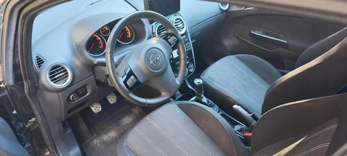 Gebraucht Opel Corsa S 101 PS (74 kW) 2014 Schwarz Kleinwagen