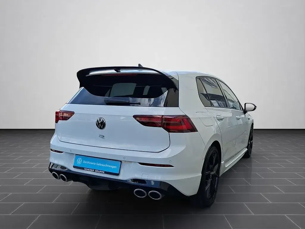 Gebraucht VW Golf VIII R 333 PS (244 kW) 2023 Pure white Limousine