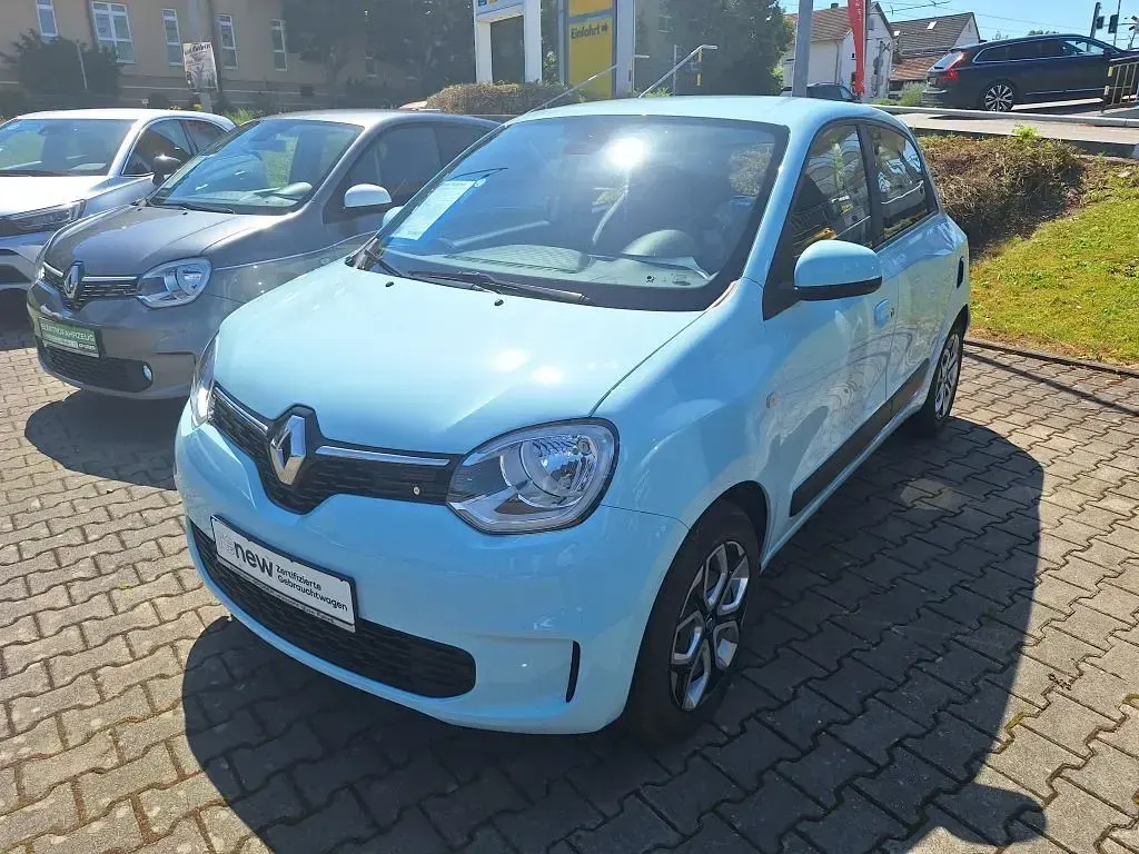 Gebraucht Renault Twingo Zen 60 kW (82 PS) 2021 Pastellblau Kleinwagen