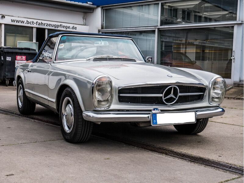 Silber Gebraucht 1964 Mercedes 230 Cabrio | 59.500 € - Bild 1/4