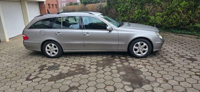 Gebraucht Mercedes E320 Elegance 224 PS (164 kW) 2003 Grau Limousine