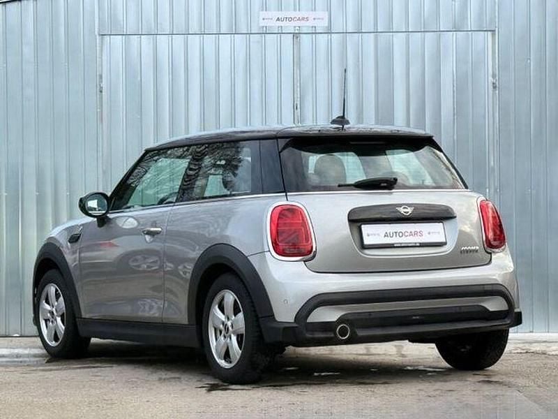 Gebraucht Mini Cooper Essential 136 PS (100 kW) 2022 Melting silver iii Kleinwagen