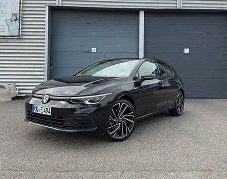Schwarz Gebraucht 2022 VW Golf Style Limousine | 23.700 € (Fairer Preis) - Bild 1/4