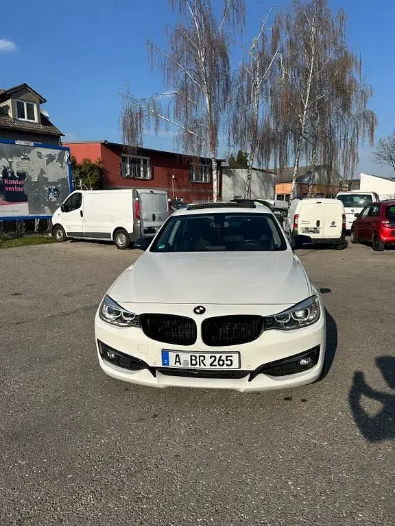 Gebraucht BMW 320 Performance 184 PS (135 kW) 2014 Weiß Limousine